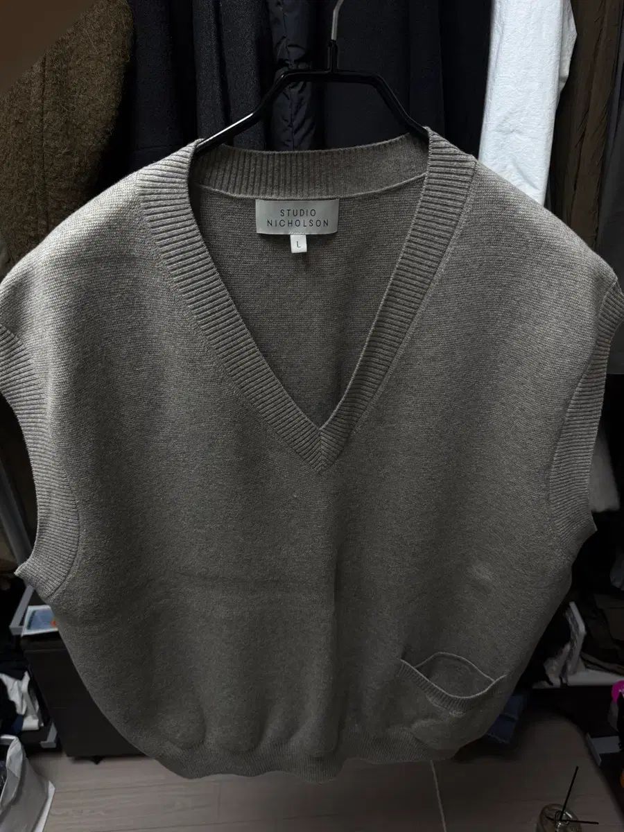 L Studio Nicholson スタジオニコルソン ニット ベスト