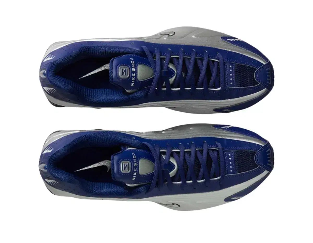 ナイキ ショックス R 4 ブルー メタル 260