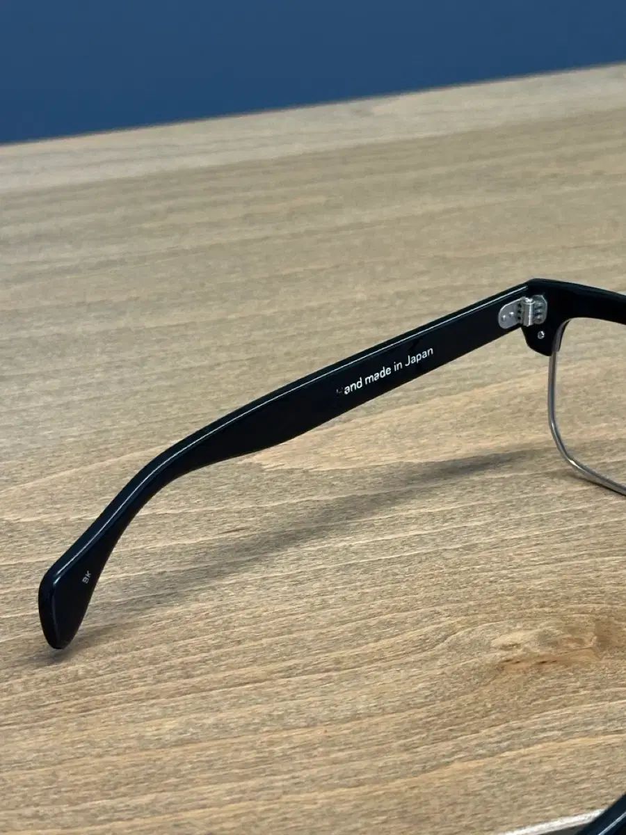  エフェクター ブラックサイン プロ providence サングラス 小物