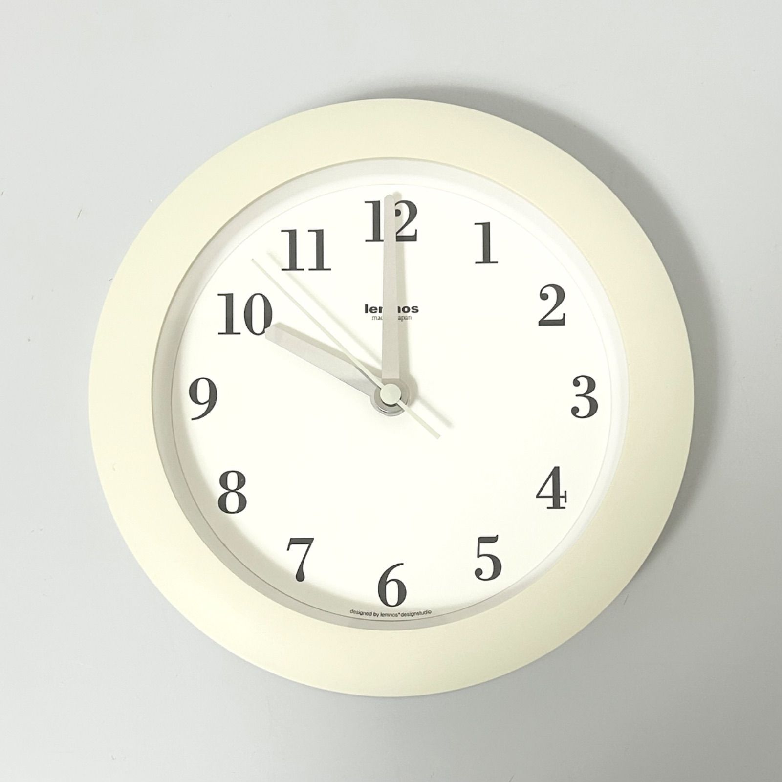 Lemnos レムノス 掛け時計 クロック シンプルデザイン ポストモダン ヴィンテージレトロ アイボリー 掛時計
