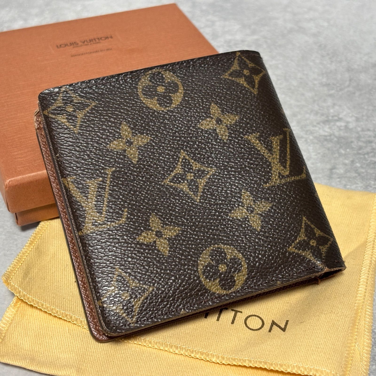 LOUIS VUITTON ルイヴィトン モノグラム 二つ折り財布 コンパクト