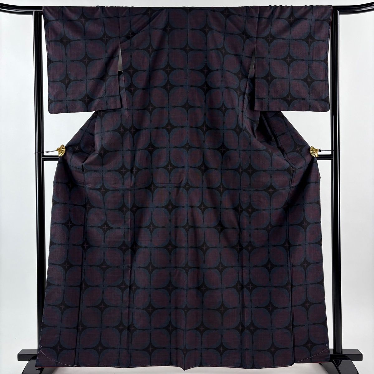 紬 身丈165cm 裄丈63.5cm S 袷 幾何学 墨色 正絹 秀品 【中古】 - メルカリ