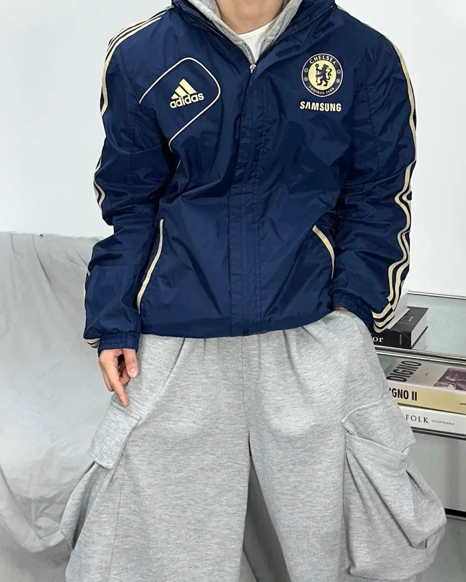adidas チェルシー　ウィンドブレーカー ジャパン Oサイズ アディダス 12-13 チェルシー ウィンドブレーカー L - メルカリ