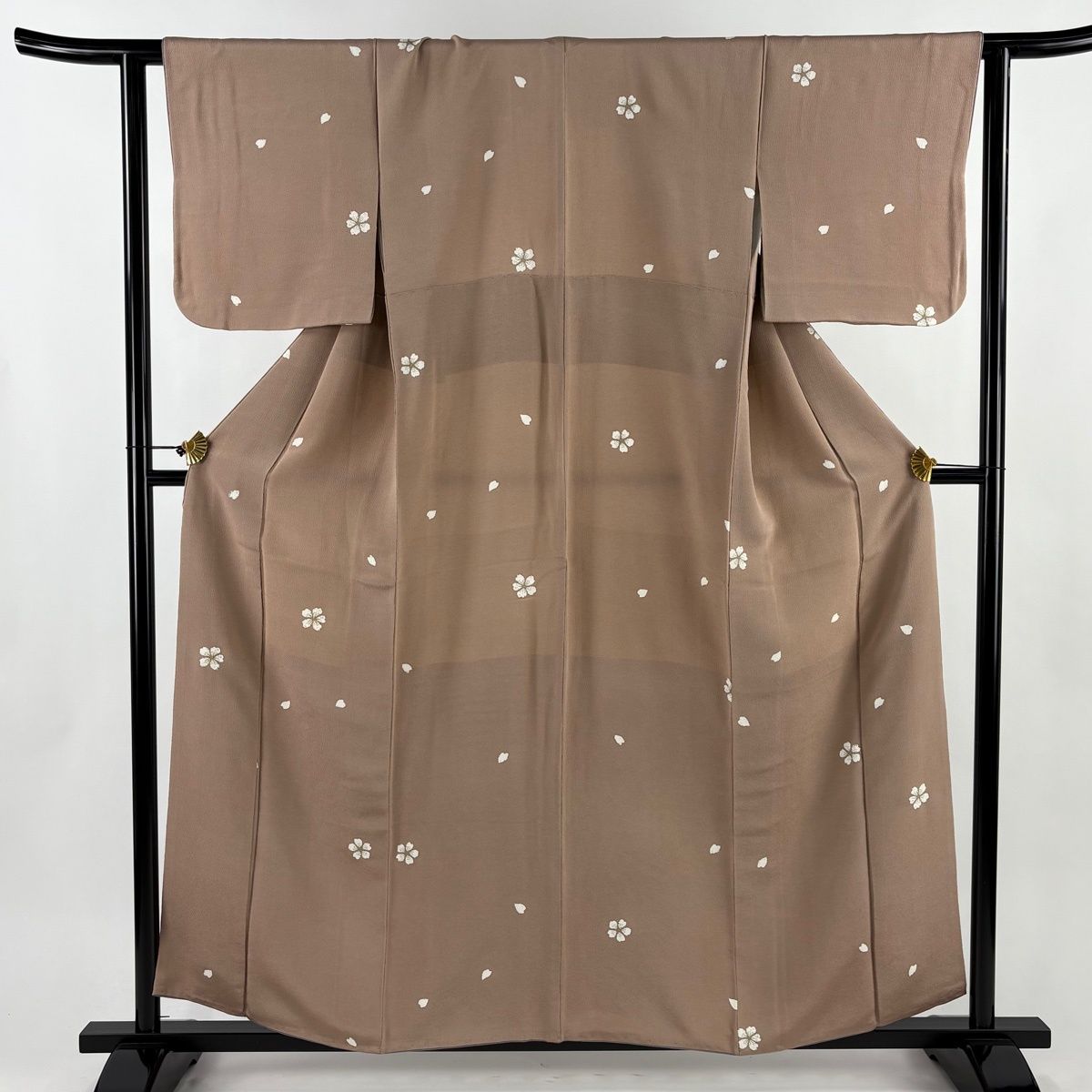 小紋 身丈157.5cm 裄丈61.5cm S 袷 桜 桜の花びら 金銀糸 金彩 小豆色