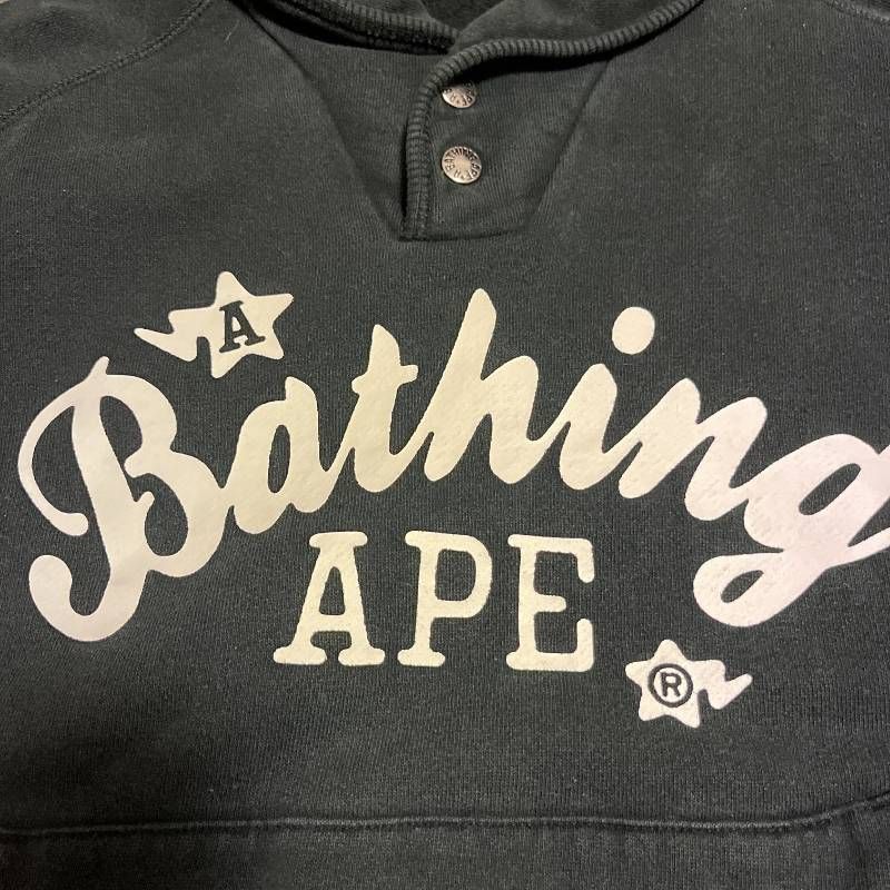 A BATHING APE BAPE Men's M Half Snap Sweatshirt Collared Short