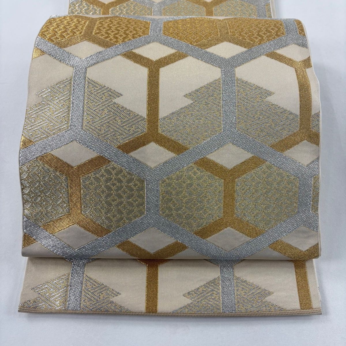 袋帯 名品 川島織物 落款 関西仕立て 亀甲 七宝 金銀糸 金色 六通 正絹