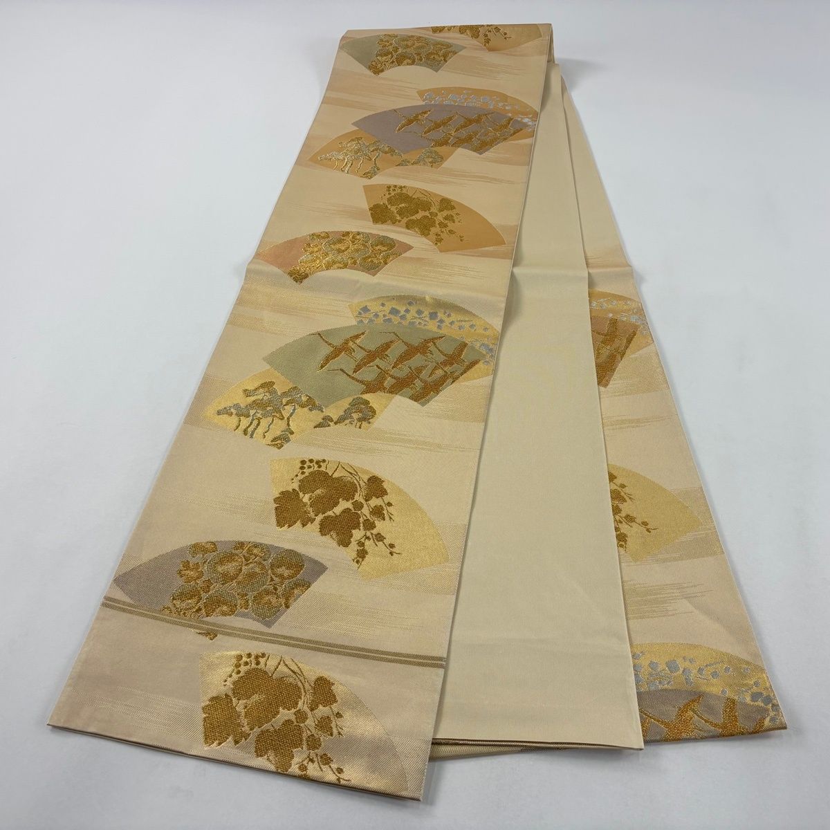 美品】 袋帯 名品 扇面 鶴 金銀糸 箔 金色 六通 正絹 【中古】 - メルカリ