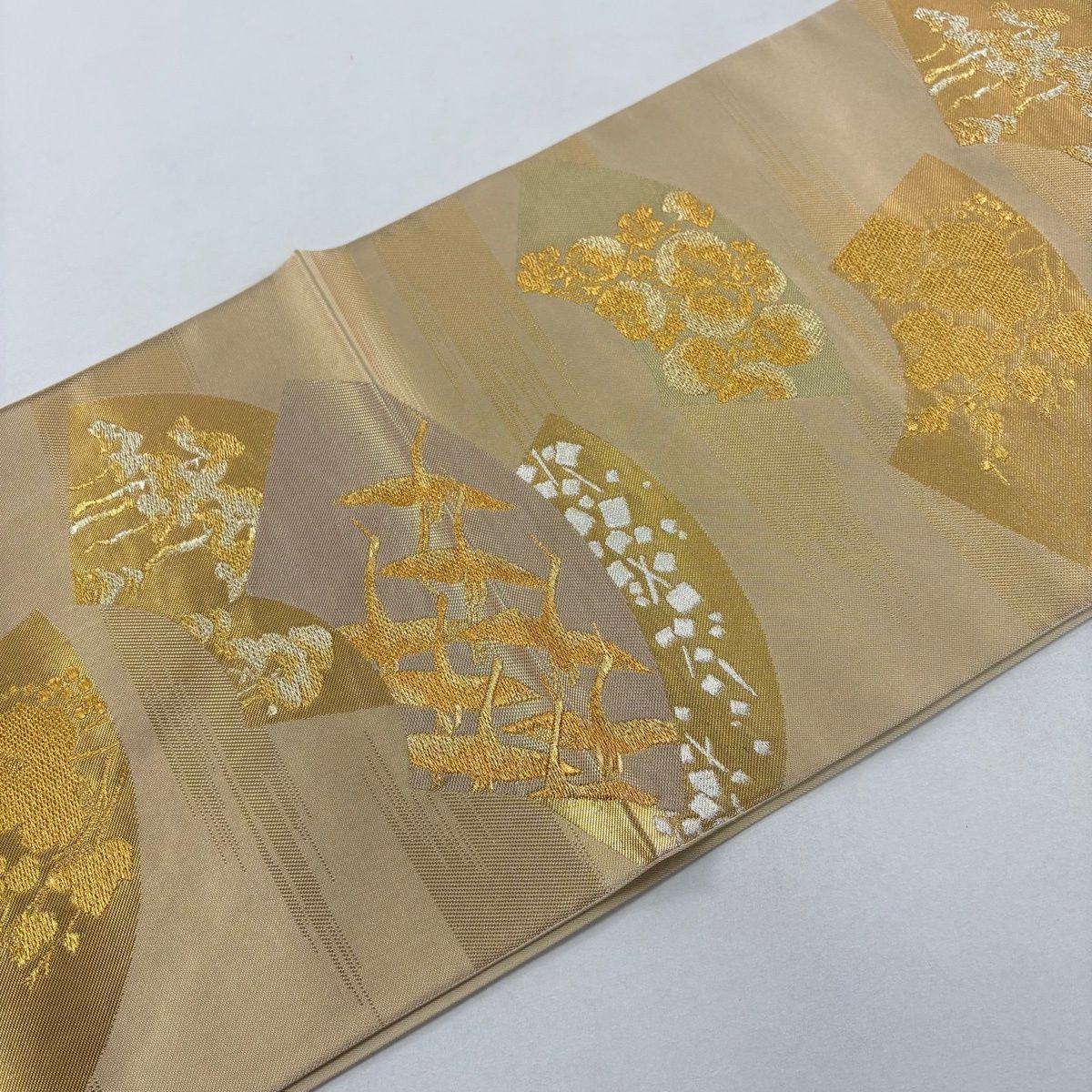 美品】 袋帯 名品 扇面 鶴 金銀糸 箔 金色 六通 正絹 【中古】 - メルカリ