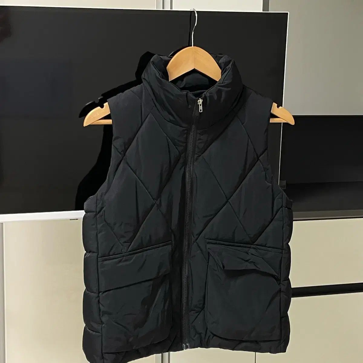 ダウンベスト - メルカリ