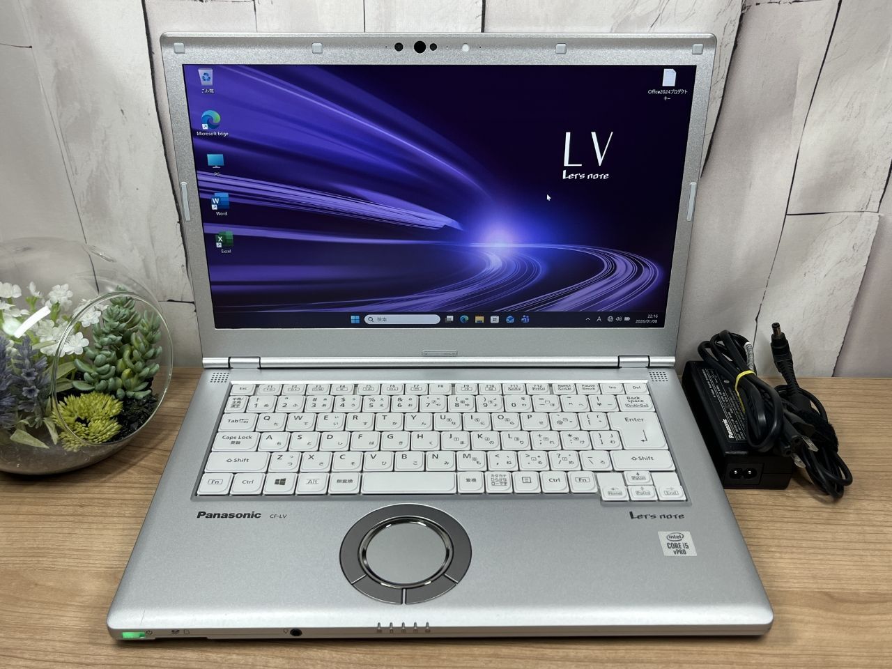 Windowsノート本体 Panasonic CF-LV9 i5 Win11 SSD256GB 1年保証】Let's note CF-LV9 (Core i5 10310 / メモリ16GB / SSD256GB