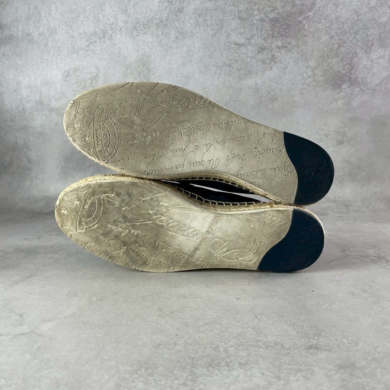  BERLUTI ベルルッティ エスパドリーユ スリッポンシューズ 文字柄 ロゴ ネイビー 紺 メンズ 6 リネン 麻 キャンバス スニーカー 靴