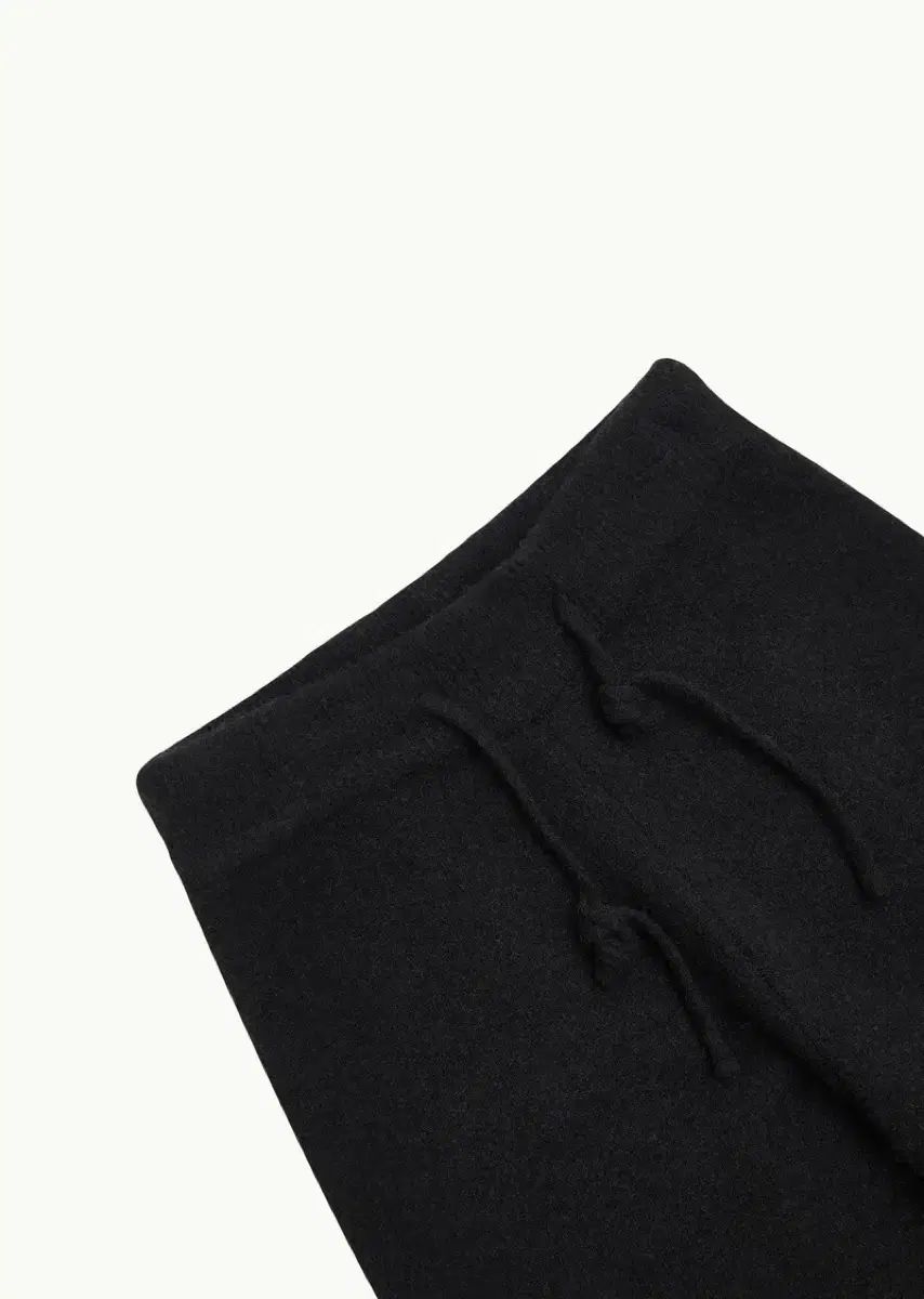 ジョガーパンツ