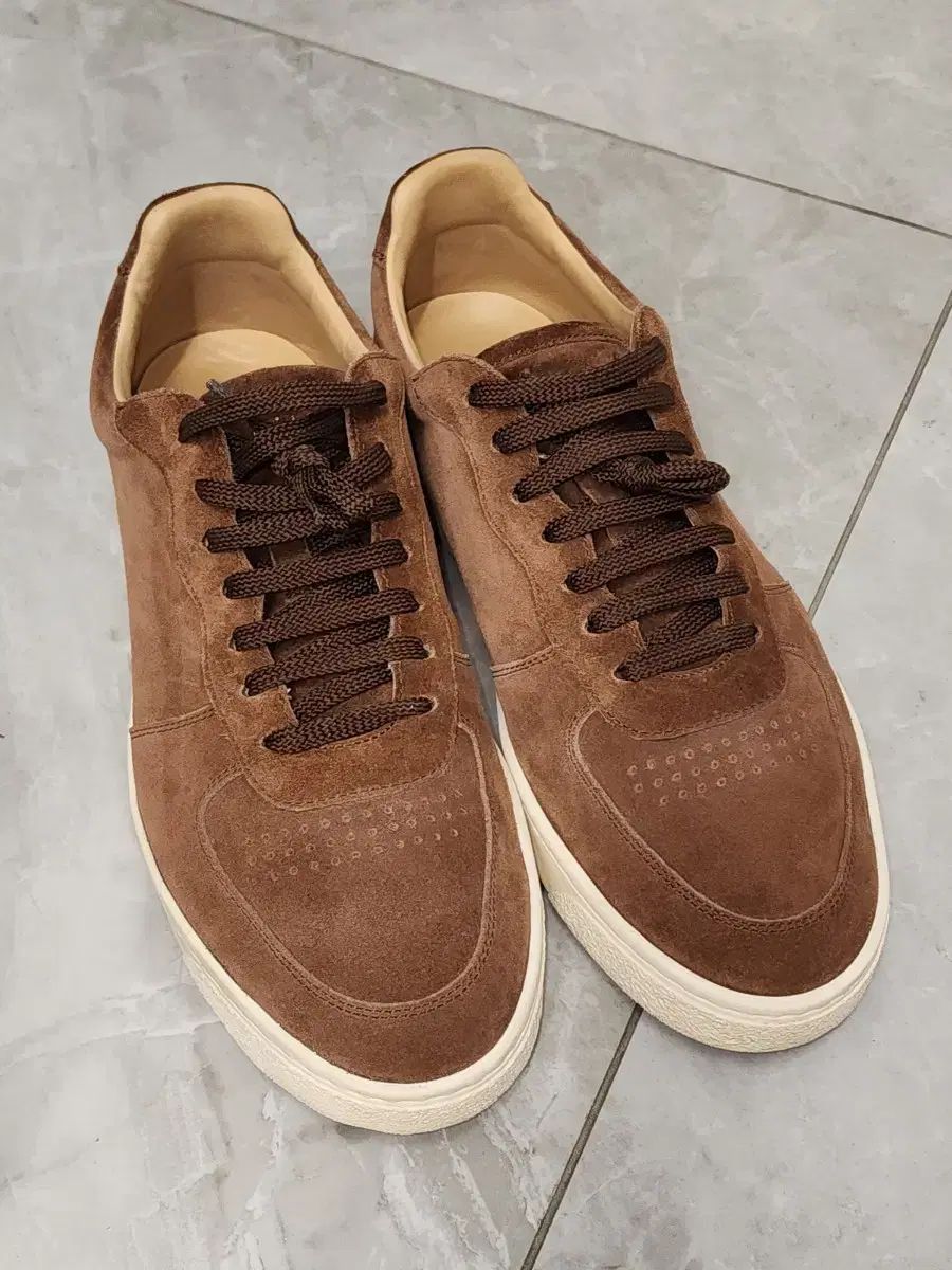 ブルネロクチネリ メンズ スウェード スニーカー 42