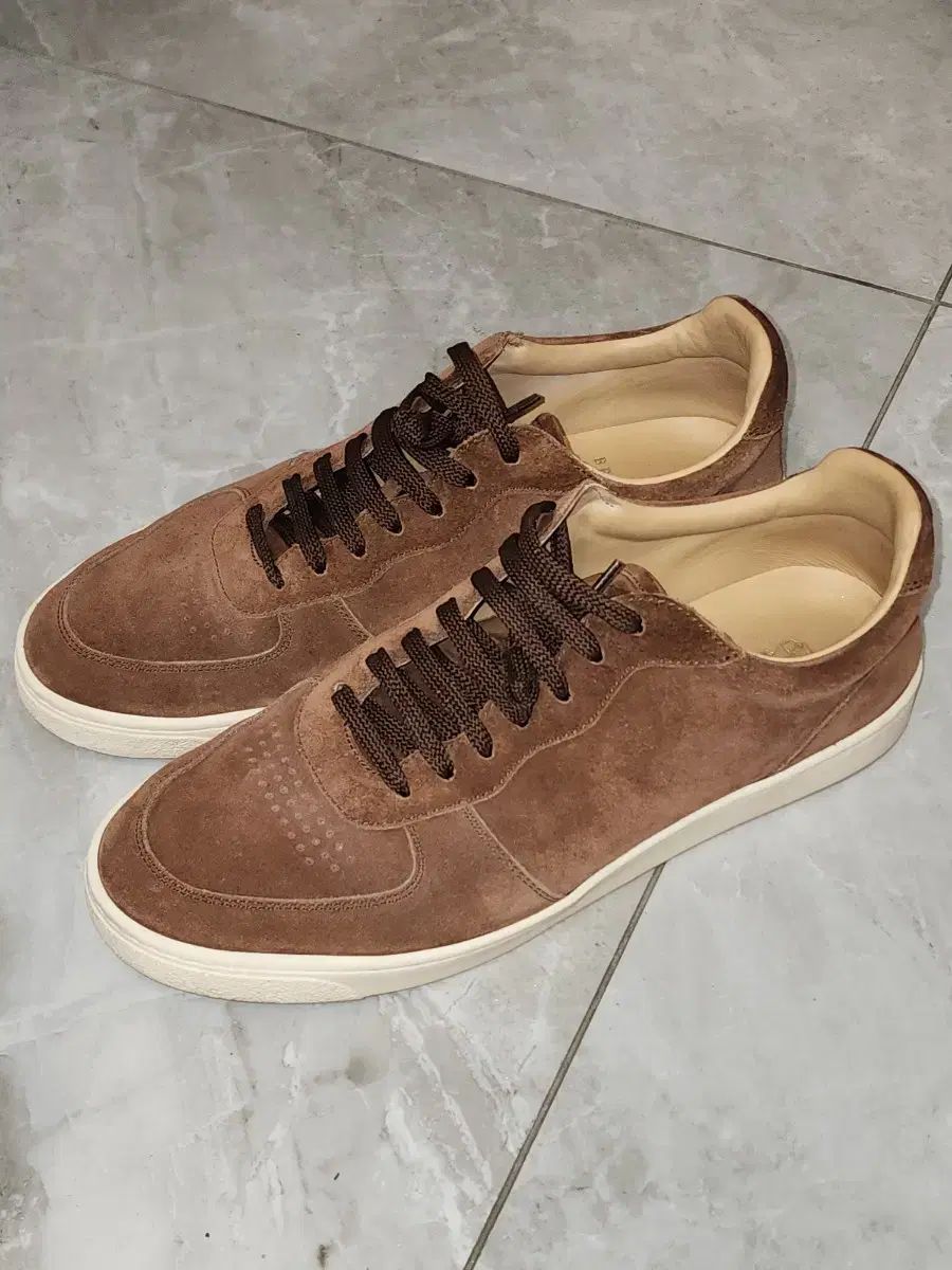 ブルネロクチネリ メンズ スウェード スニーカー 42