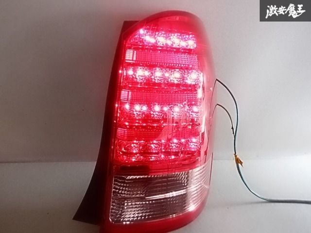 トヨタ純正　ウィッシュ　10系　クリテールランプ　左右セット テールランプ ウィッシュ 純正 左右セット 新品 トヨタ純正 ウィッシュ