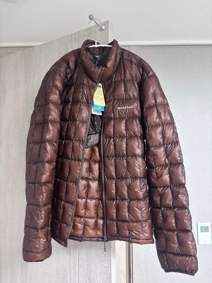モンベル プラズマ 1000 ダウンジャケット ブラウン