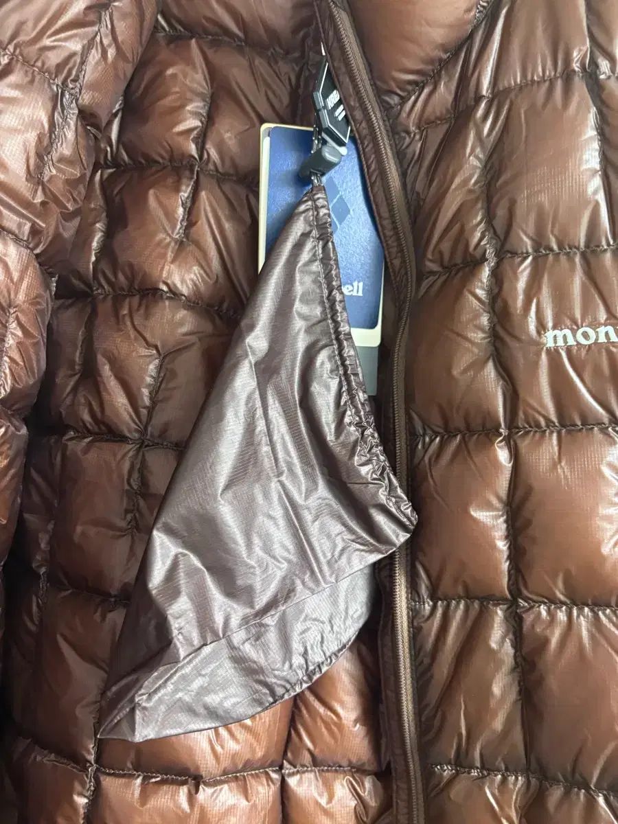 モンベル プラズマ 1000 ダウンジャケット ブラウン - メルカリ