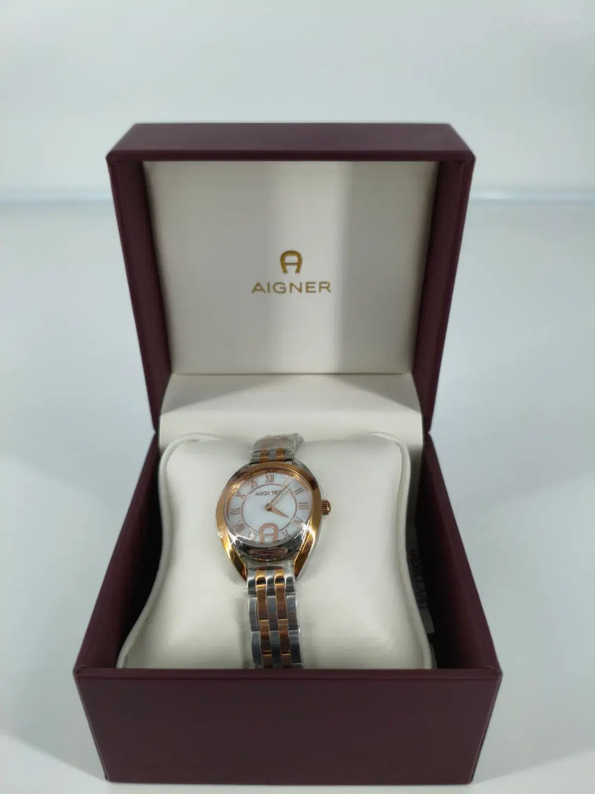 シアイグナー カドール ローズゴールド メタル