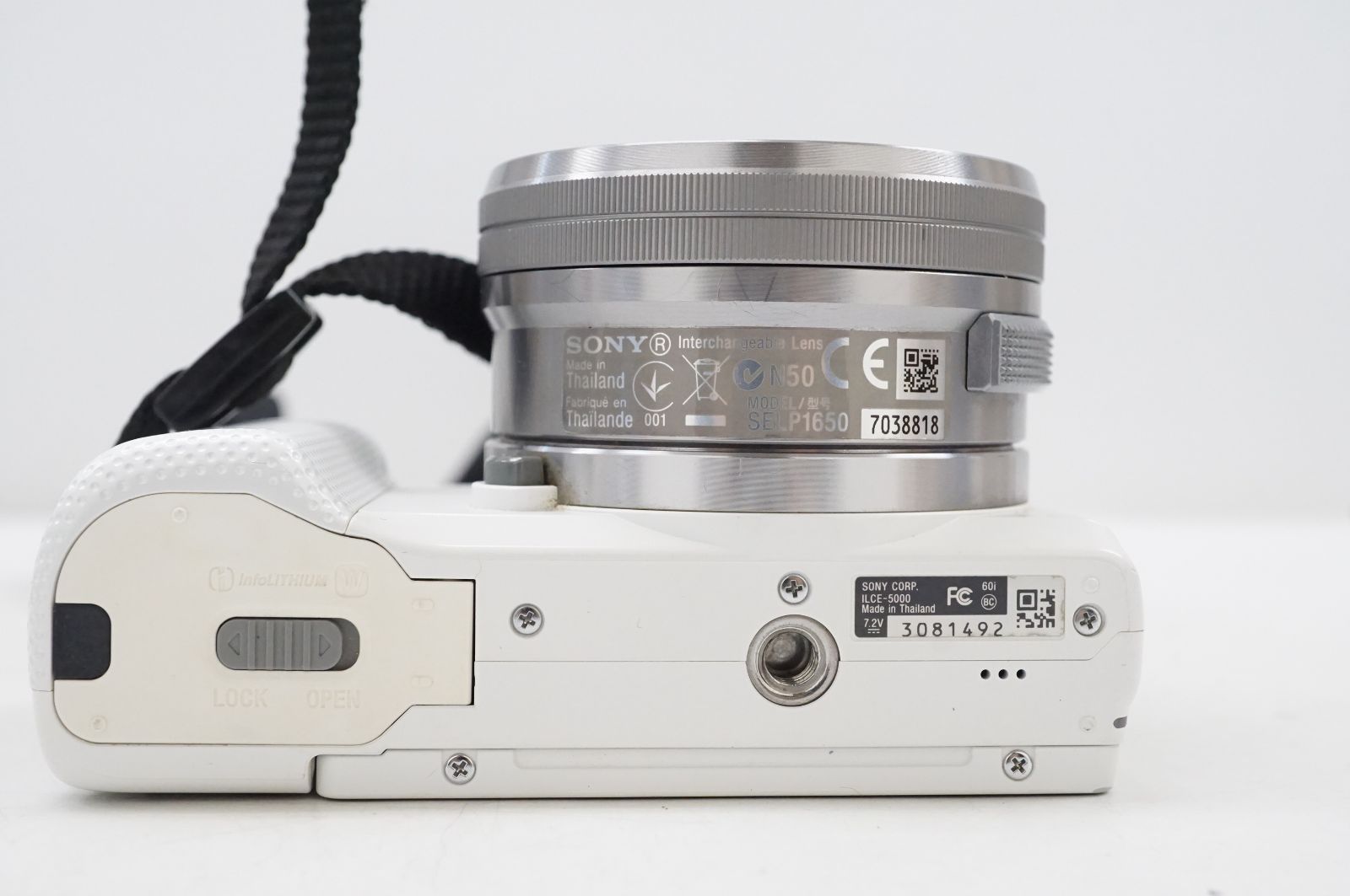 L092209)SONY ソニー ミラーレス一眼 α5000 ホワイト レンズ E 3.5-5.6