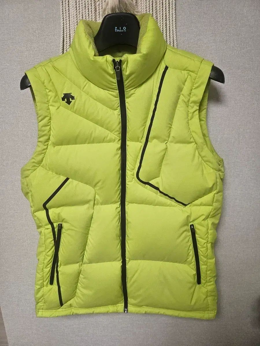 DESCENTE デサント ゴルフ ダックダウンベスト