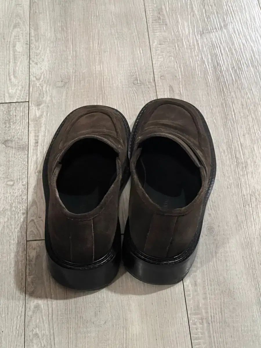 MOVE スウェード ローファー ブラウン 250 255-60