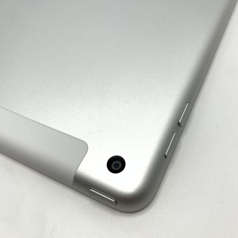 中古】【docomo】○iPad 第9世代 WiFi+Cellular 64GB(シルバー)[10