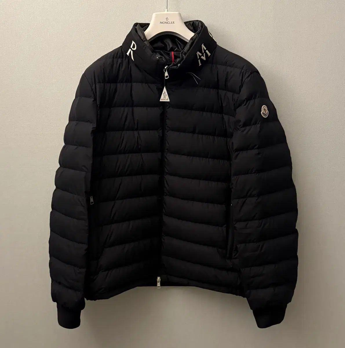 ほぼ 5 23 FW MONCLER モンクレール アキオ グースダウン ダウン *チュールボーイ トゥービ 着用*