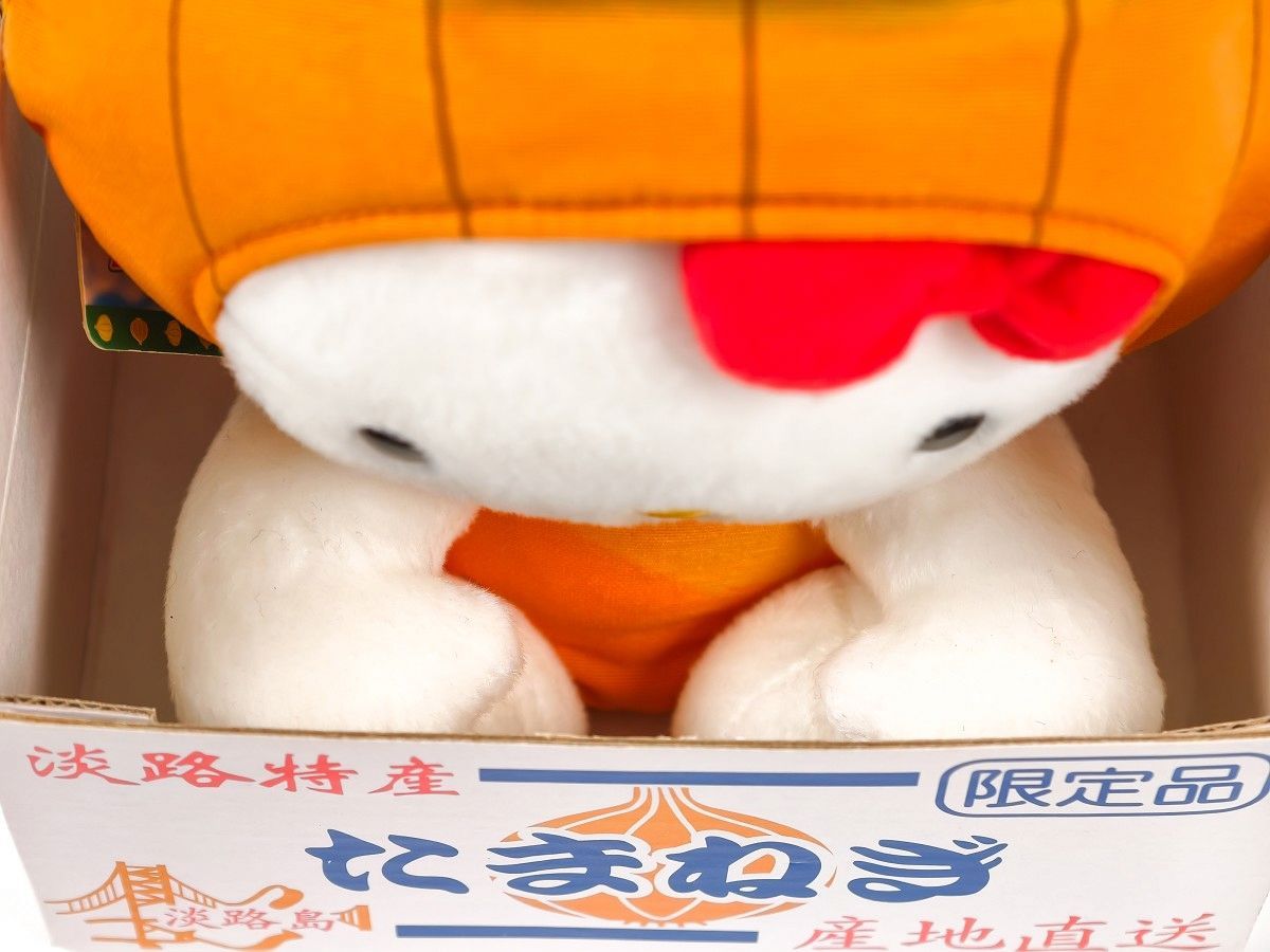 ハローキティ ご当地キティ ぬいぐるみ 淡路島 たまねぎキティ - メルカリ