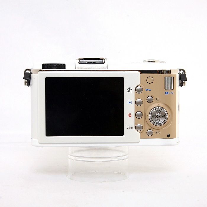 オリンパス OLYMPUS E-P 1 レンズキツト ホワイト その他 カメラ