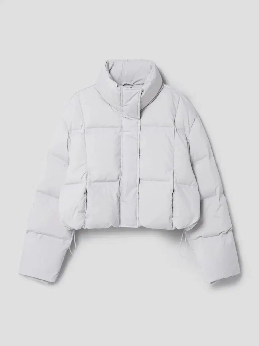 エイトセカンズ シームレス クロップド ダウン ジャケット