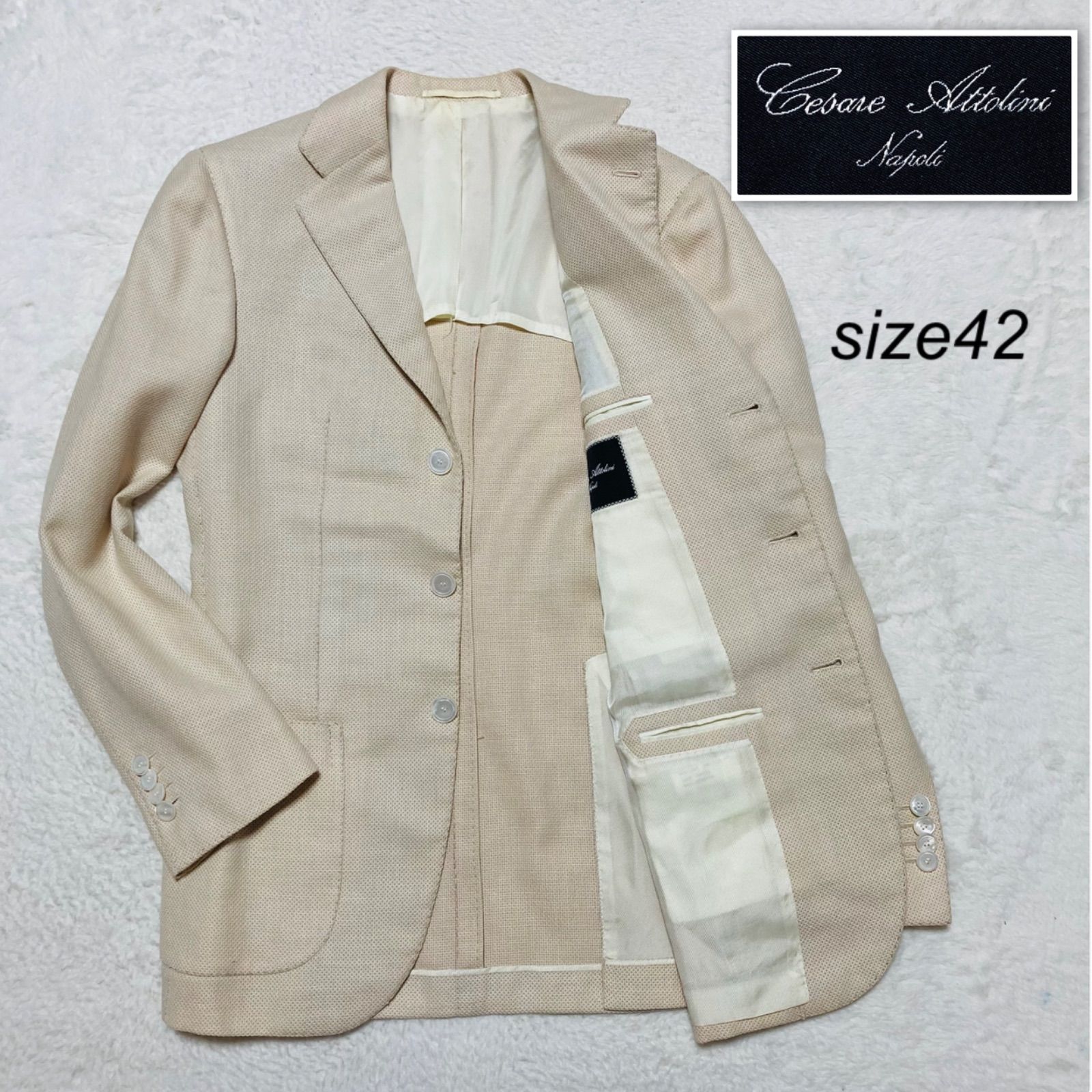 BEAMS別注品 Cesare Attolini チェーザ ットリーニ シングルテーラードジャケット ウール×シルク×リネン 3つボタン 背抜き 春夏 サイドベンツ 本切羽 size 42 L相当 イタリア製 ベージュ クラシコイタリア レディース