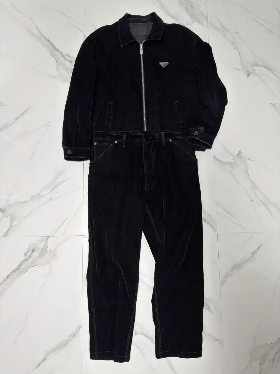 PRADA 黒 ベルベット セットアップ美品 Prada ベルベット ジャケット | ブラック | FARFETCH JP