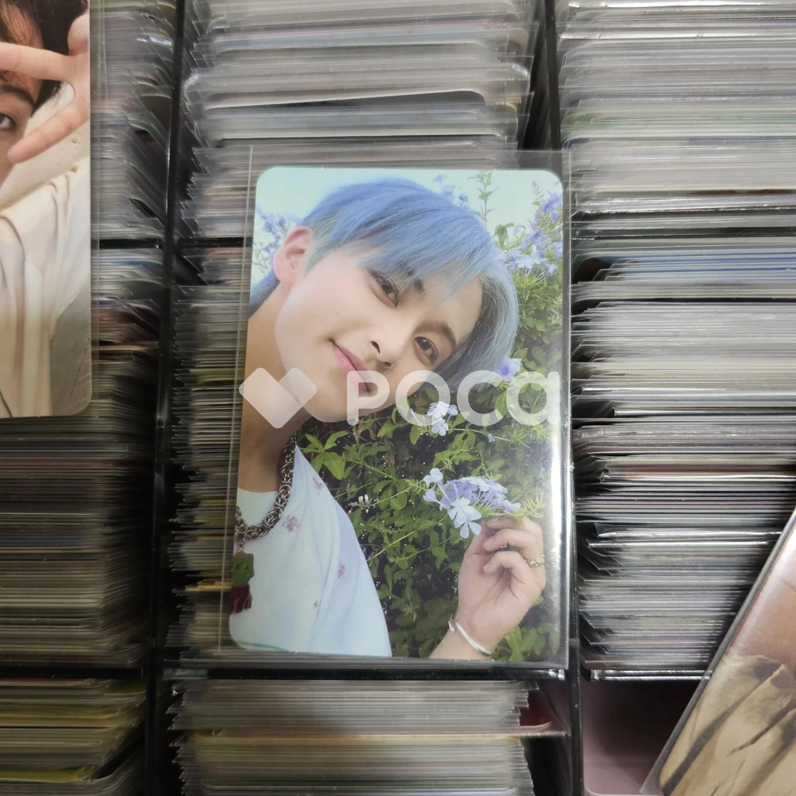 NCT マーク Ay-Yo RANDOM TRADING CARD SET A ver. - メルカリ