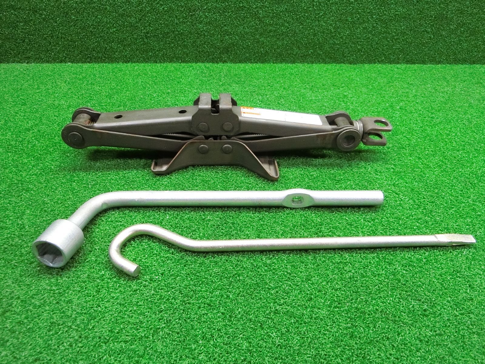 13103] 送料無料 ワゴンR MH34S フレア MJ34S 車載工具 ジャッキ