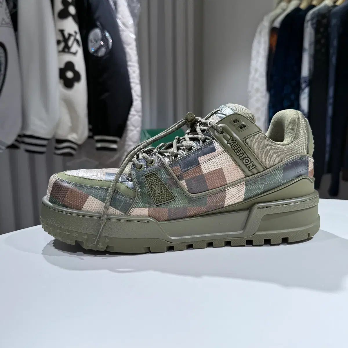 | ルイヴィトン