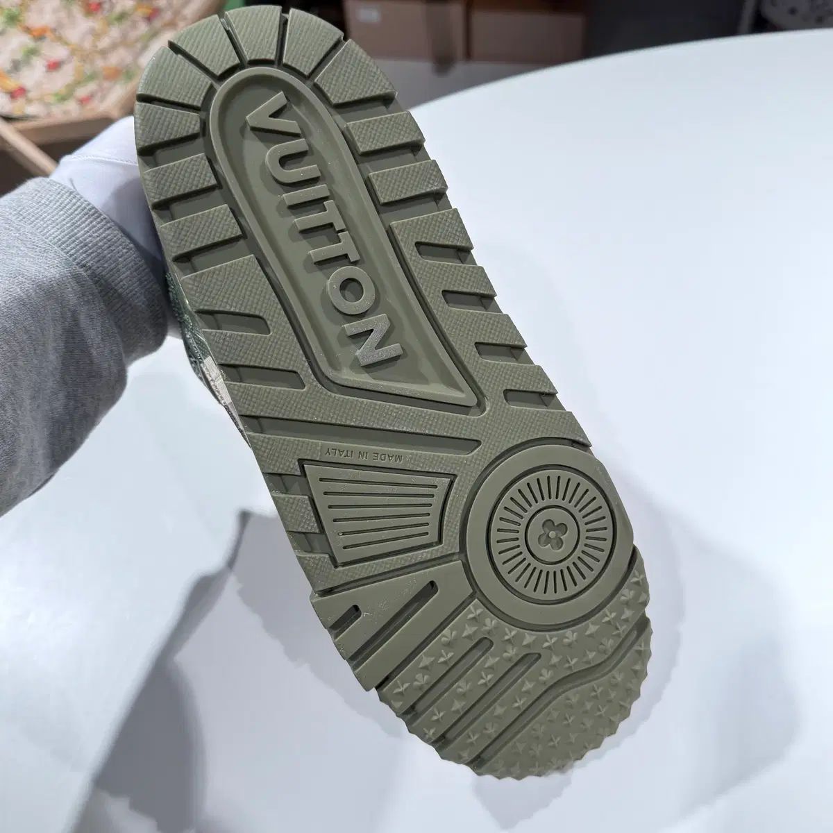 カモフラージュ