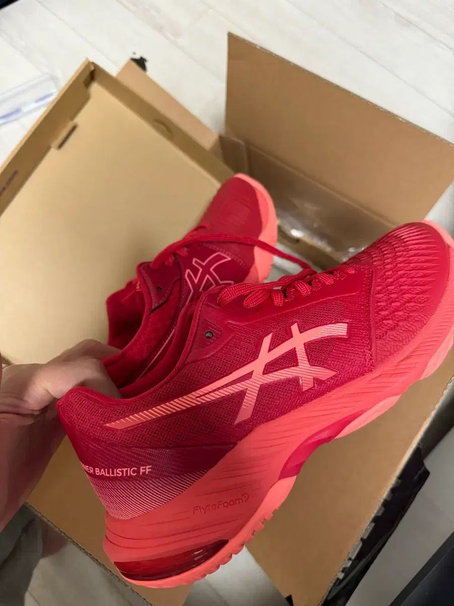 アシックス 7 NETバーナー バリスティック FF 3 レッド 250