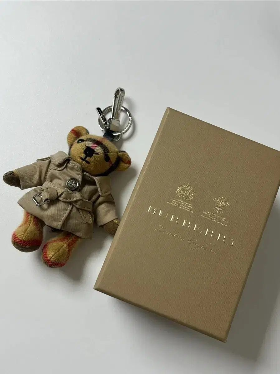 バーバリー月詠イクトクマキーホルダー フルセット