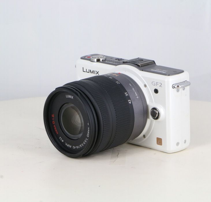 パナソニック Panasonic DMC-GF 2 14-42レンズセット