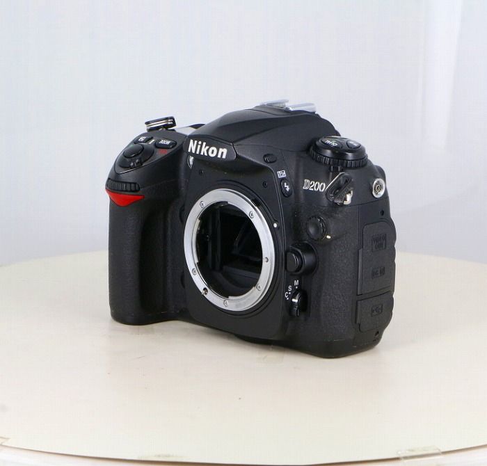 中古】(ニコン) Nikon D200 ボディ - メルカリ