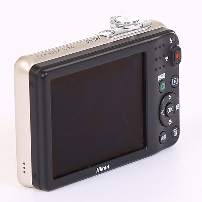  ニコン Nikon COOLPIX L 32 シルバー コンパクトデジタルカメラ デジタルカメラ