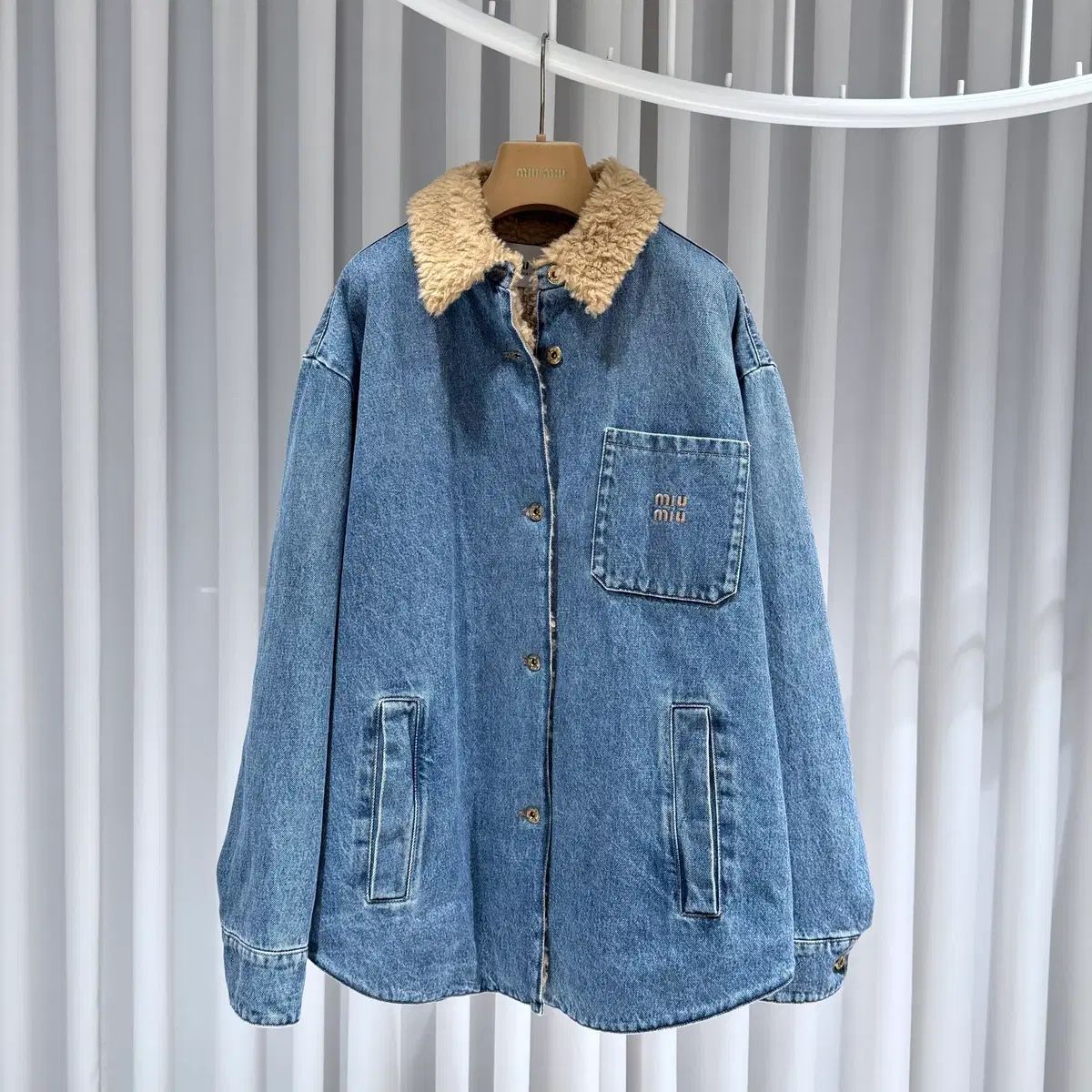 42 / ミュウミュウ Shearling 刺繍 デニム ブルゾン ジャケット