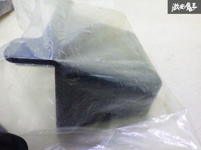【未使用】 ISUZU いすゞ 純正 部品 リア スプリング バンパー のみ 1個 8-98187342-0 即納 在庫有 棚