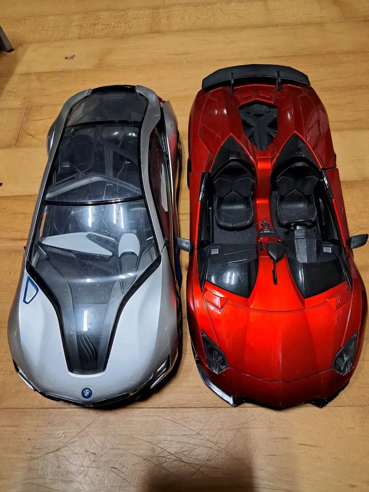 自動車2点セッ出品（長さ33センチ） - メルカリ