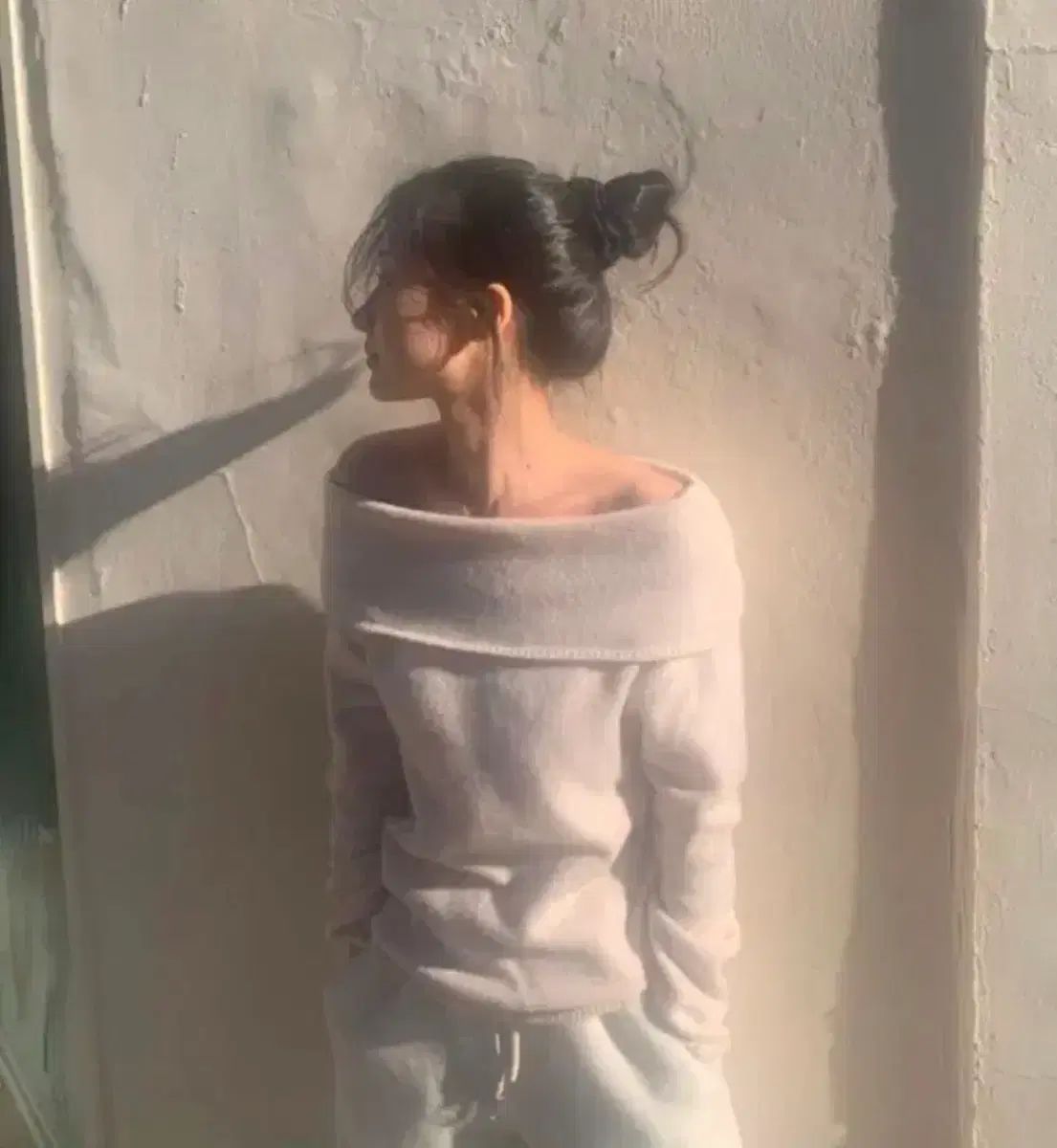 ユンスルショップ オフショルダニット