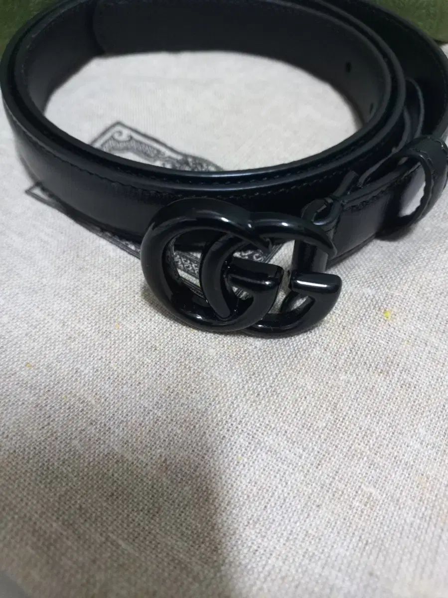 S グッチ レディース ベルト ブラック 定価80万円台 プレゼント オススメ