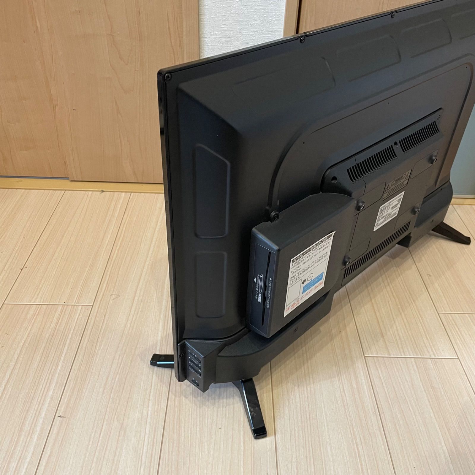 bizz(ビズ) 32V型DVDプレーヤー内蔵 デジタルハイビジョン LED液晶 