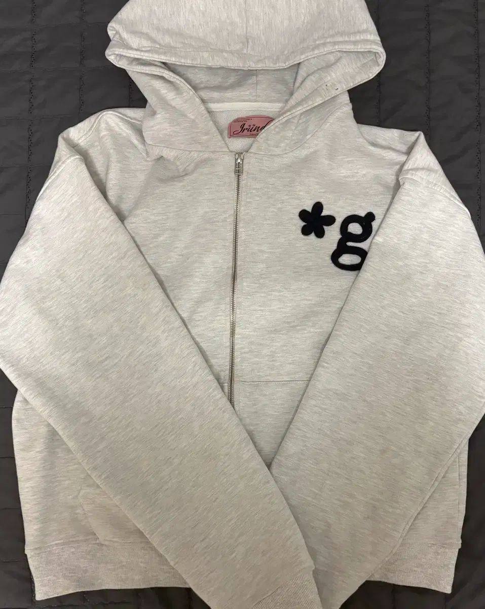 글런 RUN フーディー ジップアップ 3 サイズ