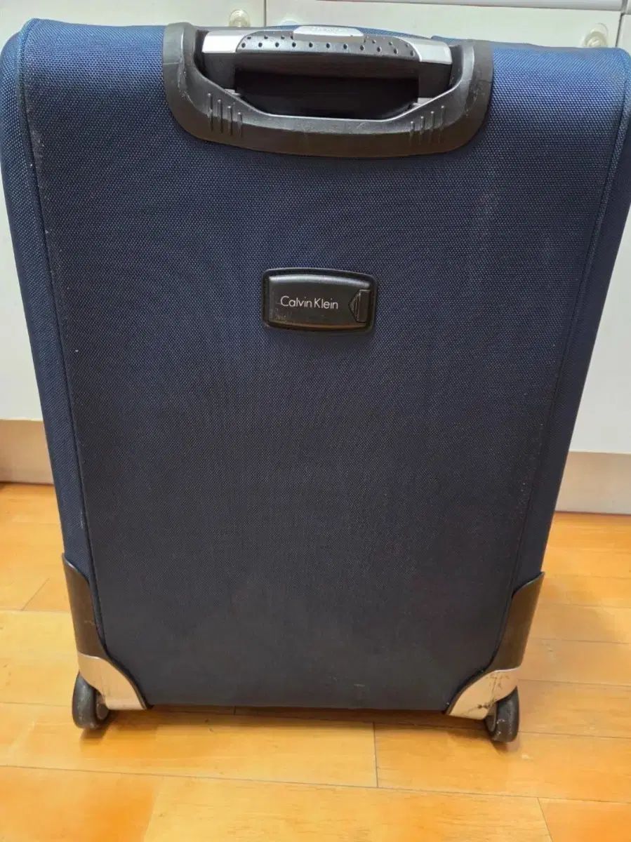 カルバン クライン キャリアー 24インチ 荷物用