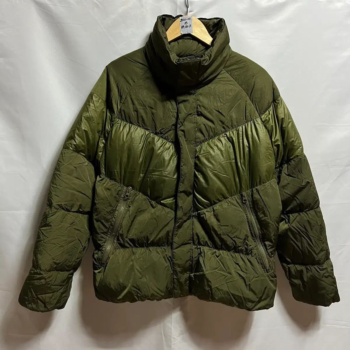 |M NIKE ナイキ スウッシュ スポーツウェア ダックダウン カーキ ダウン